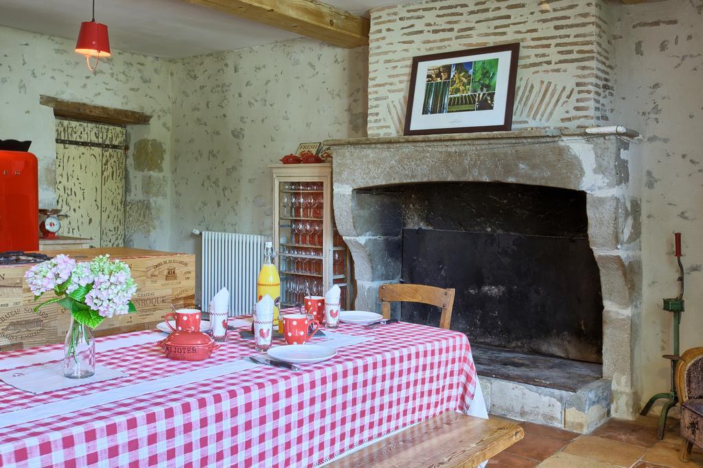 Maison D'Hotes Rouge Bordeaux Auros Kültér fotó